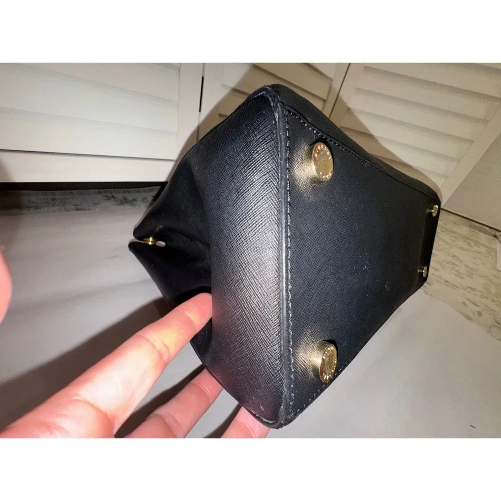 Michael Kors Savannah Satchel Women Black Saffiano Leather Gold Hardware Large - Picture 6 of 11